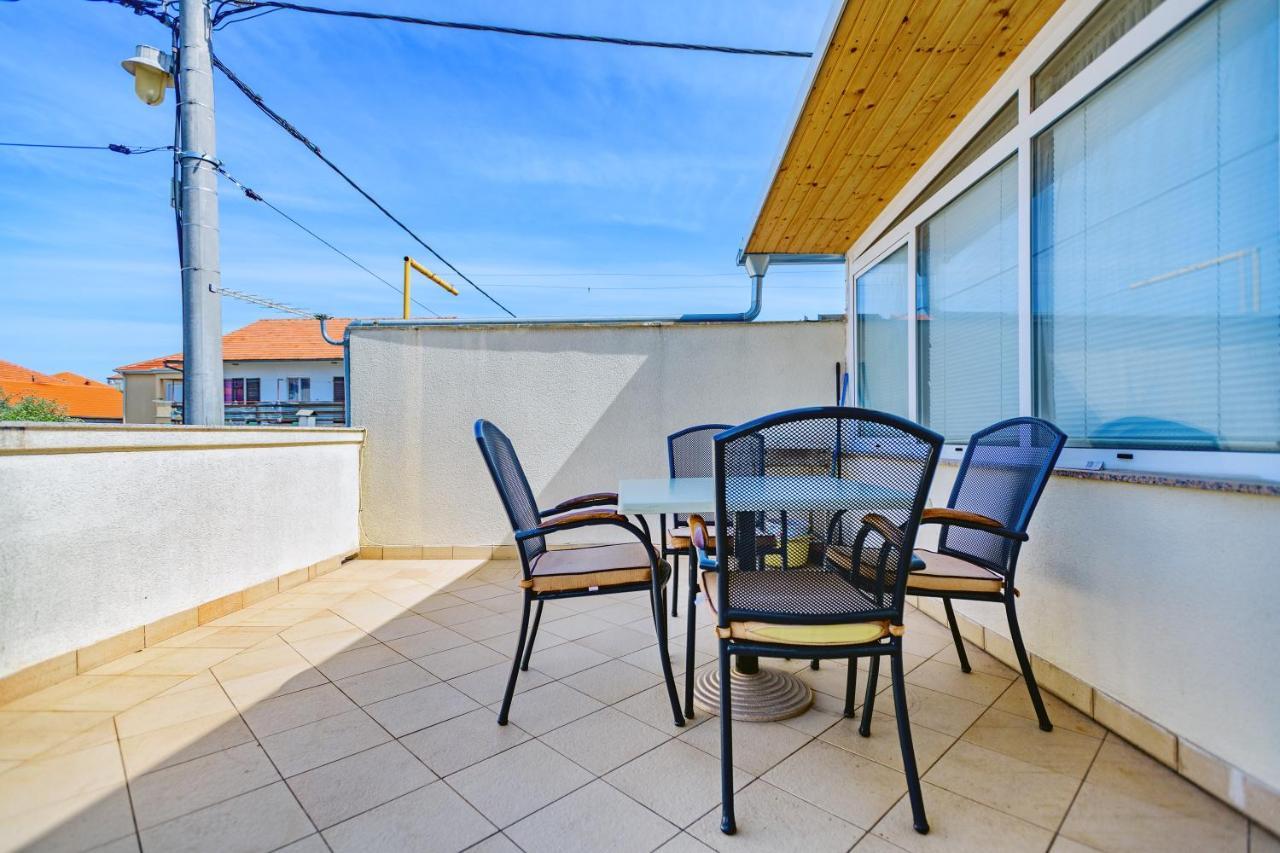 Comfort Holiday Apartment Zadar - With Parking And Balcony מראה חיצוני תמונה
